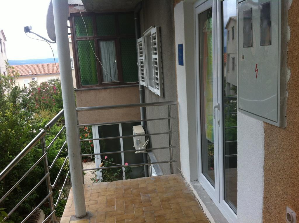Eco-Apartments With Nice Garden Baška Voda Quarto foto